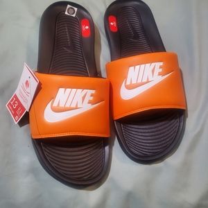 Nike Victori One Slides